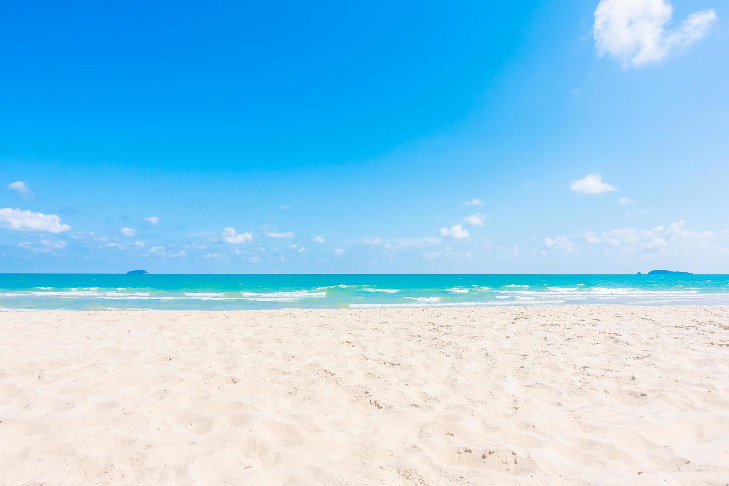 bellissima spiaggia tropicale foto