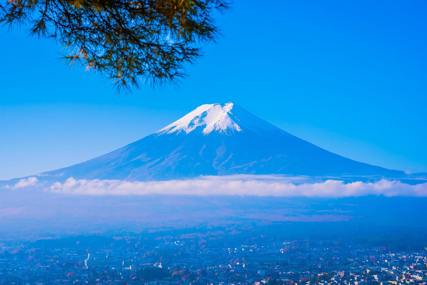 mt. fuji in giappone in autunno foto