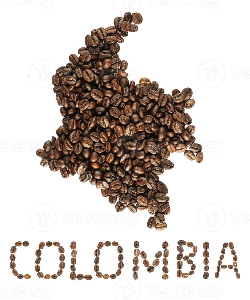 mappa della colombia fatta di chicchi di caffè tostati isolati su sfondo bianco foto