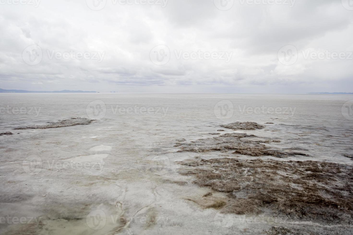 Salar de Uyuni distesa di sale in Bolivia foto