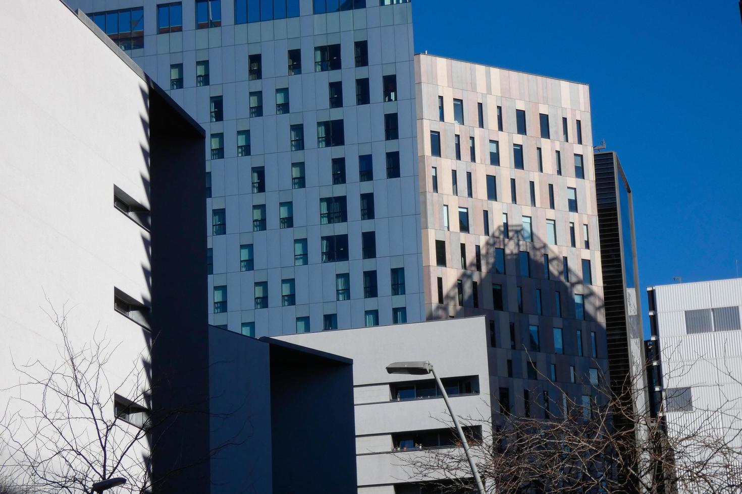 moderno edifici nel Barcellona, ufficio edifici foto