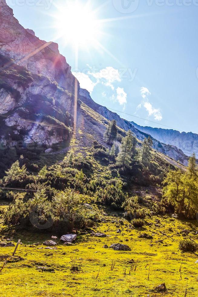 Visualizza di il Alpi montagna Austria. foto