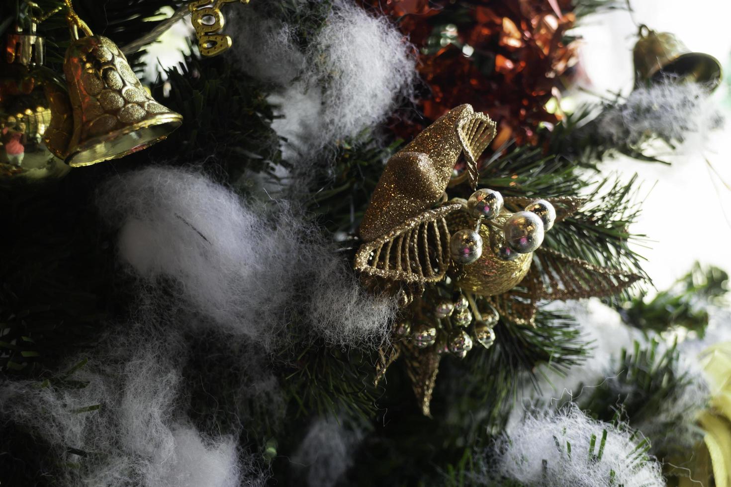 ornamenti per alberi di natale foto