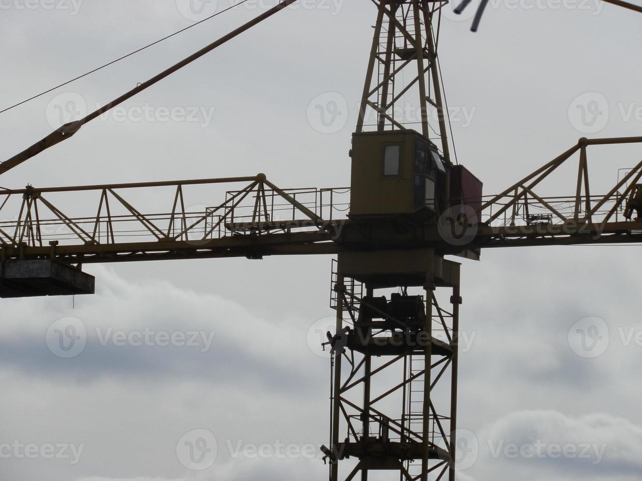 metallo gru Torre per il costruzione di multipiano edifici foto