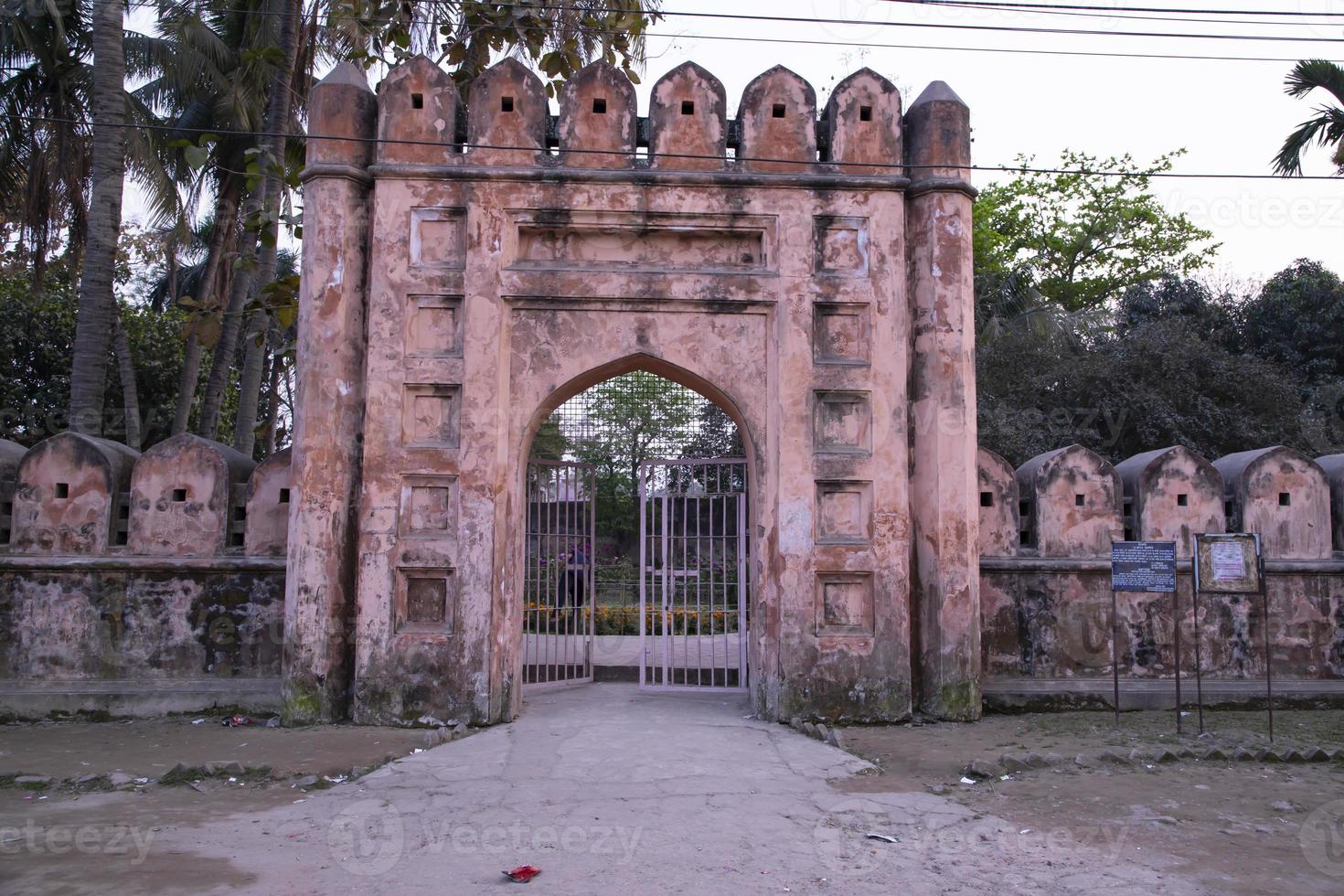 storico castello, idrakpur forte è un' fiume forte situato nel mushiganj, bangladesh. il forte era costruito circa nel 1660 anno Domini foto