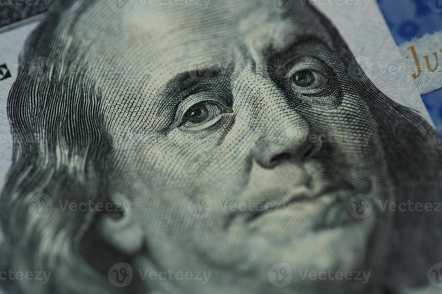 Beniamino di franklin ritratto su uno centinaio dollaro conto foto