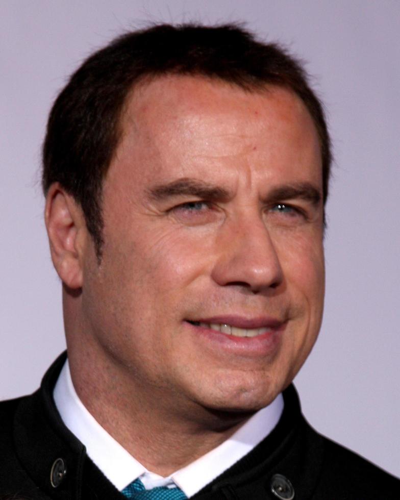 John travolta in arrivo a il vecchio cani mondo premiere capitano theaterlos angeles canovember 9 20092009 foto