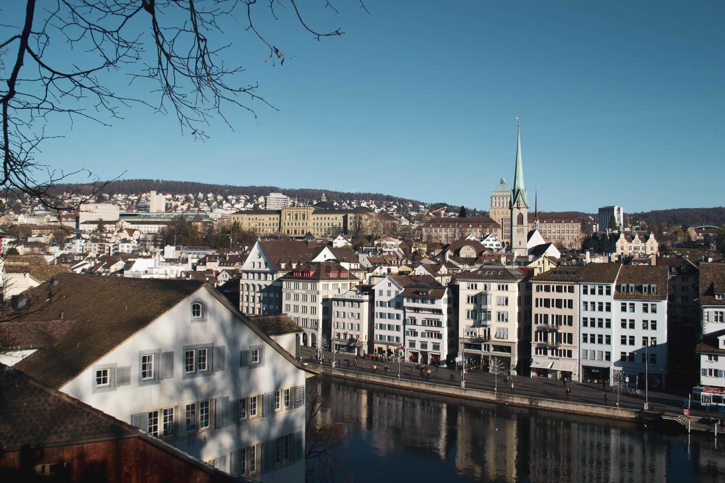 paesaggio urbano della città di zurigo, svizzera foto