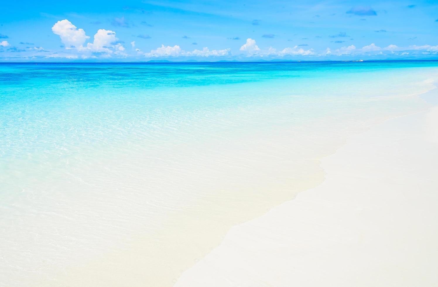 bellissimo sfondo spiaggia tropicale foto