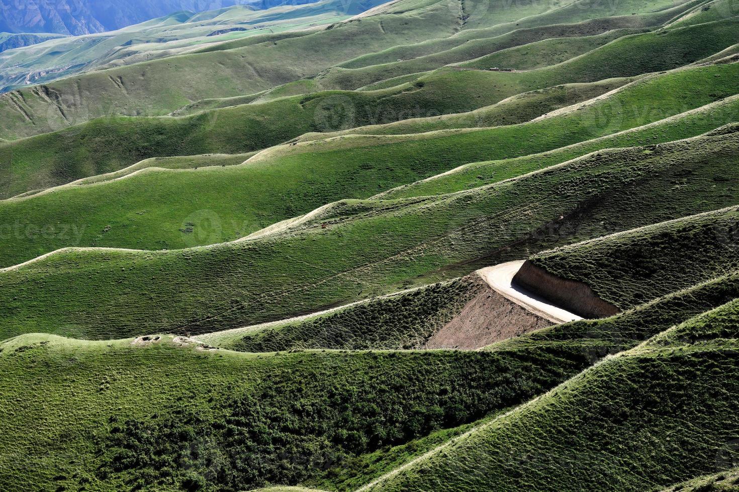 qiongkushtai è un' segreto giardino e un' piccolo kazakh villaggio nel xinjiang. foto