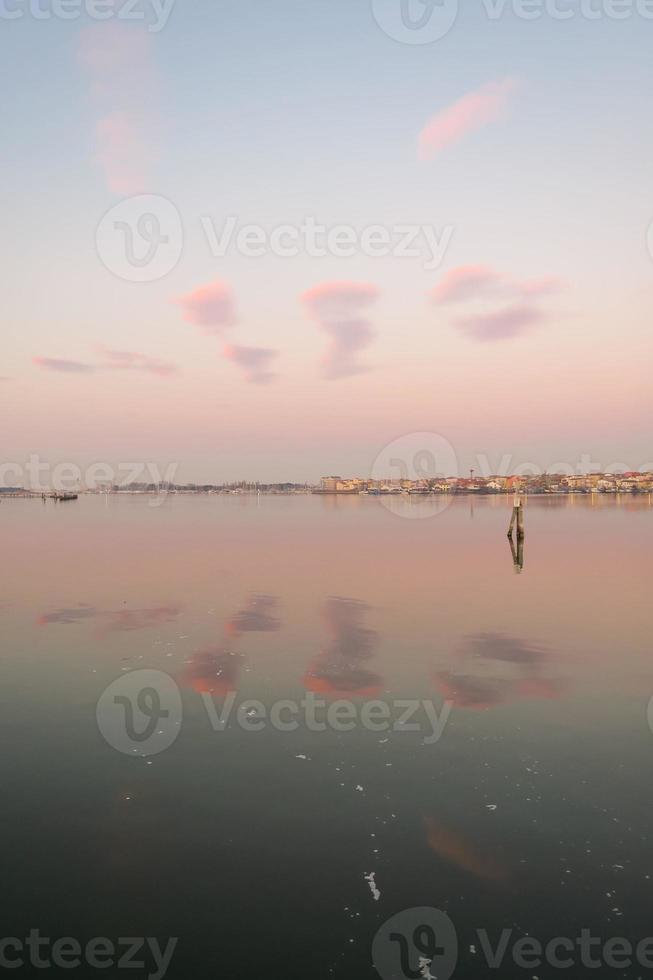 tramonto sul mare foto