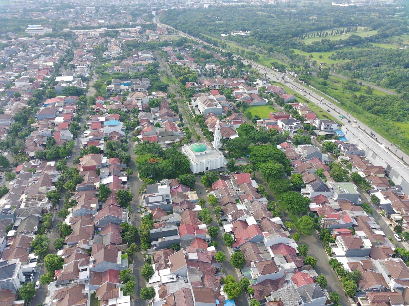 moschea nel il mezzo di un' Residenziale la zona foto