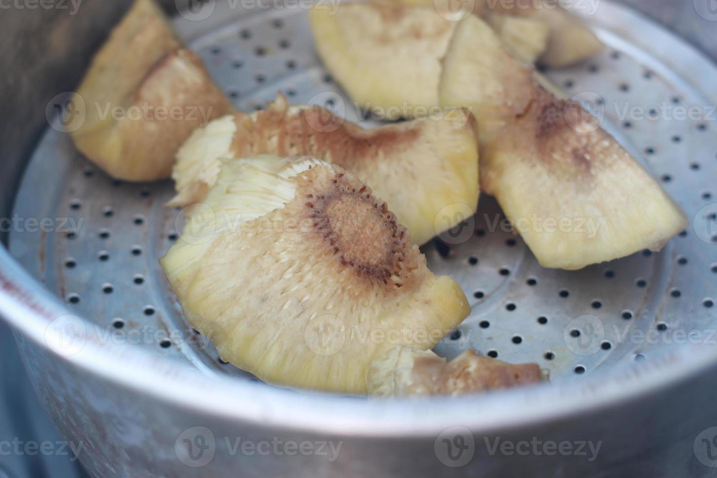 foto di bollito albero del pane. concetto foto di indonesiano cibo.