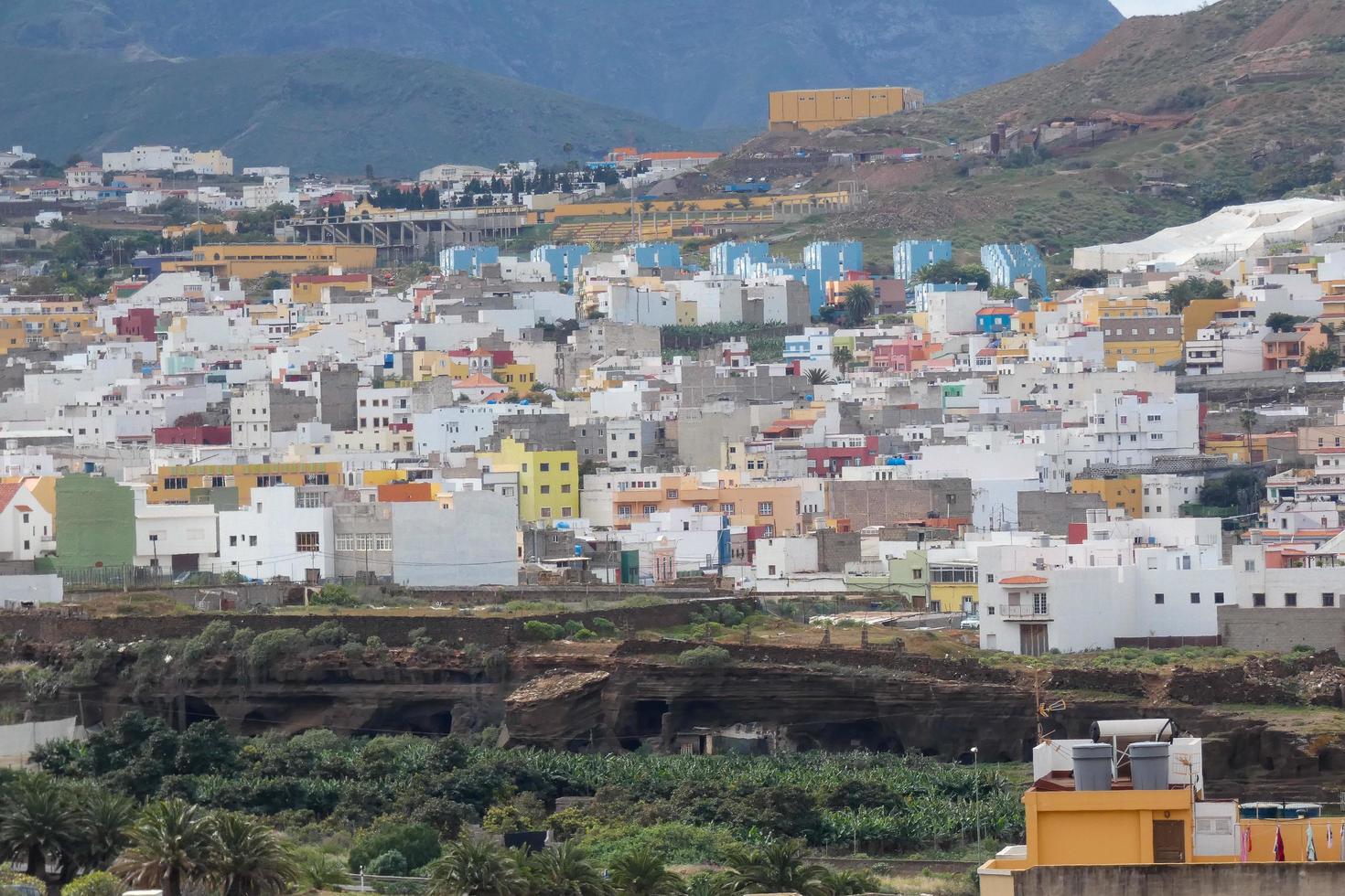 montagnoso centro di il isola di nonna canaria nel il atlantico oceano foto