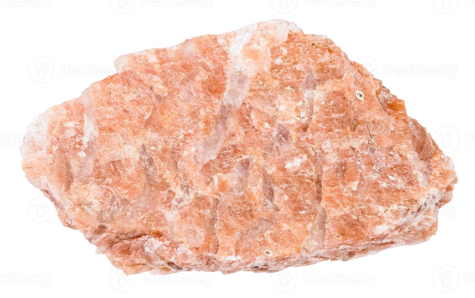 crudo rosa pegmatite pietra isolato su bianca foto