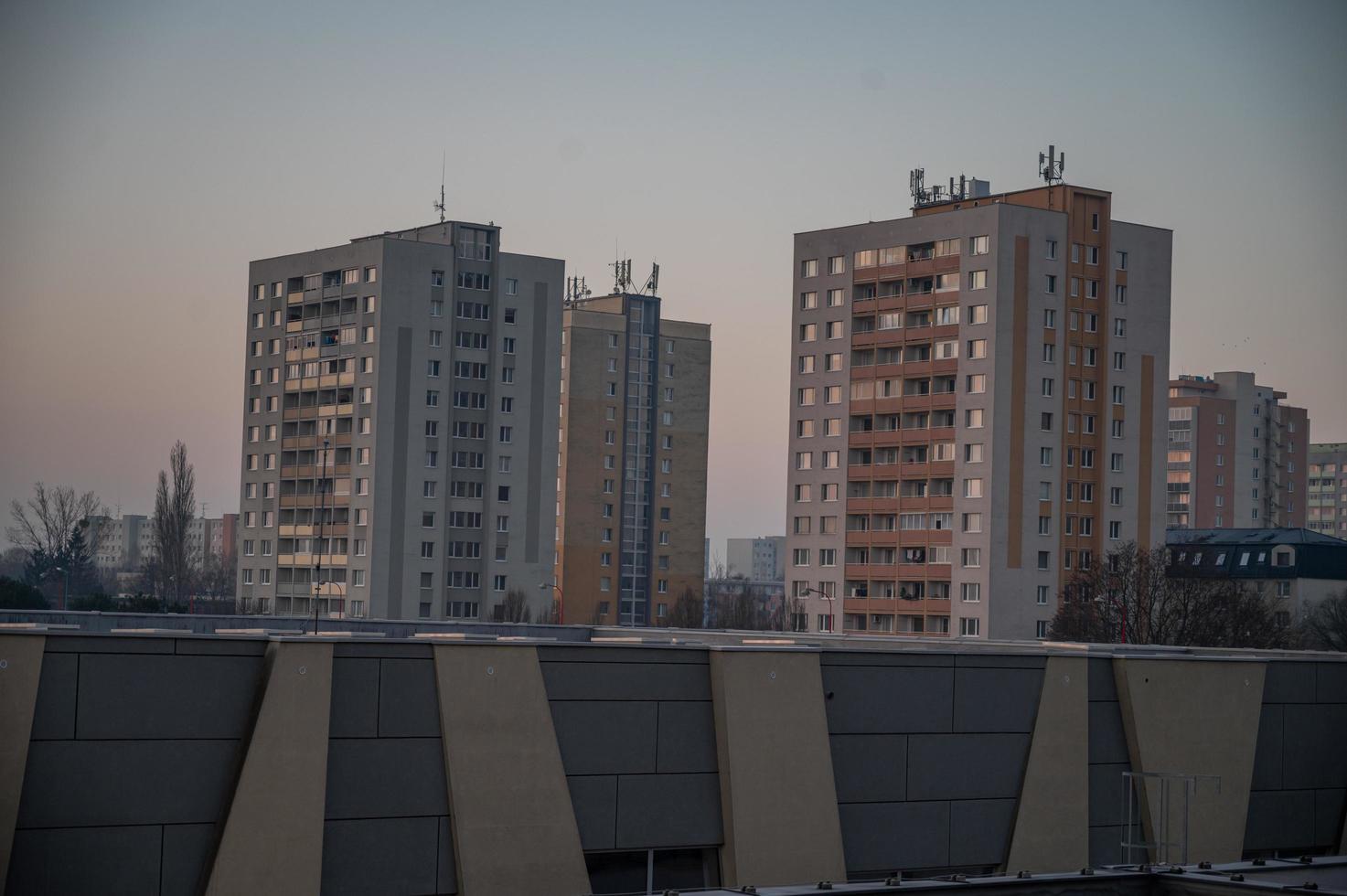 Alba nel slovacchia cittadina, in giro Sette alle nel il mattina. triva, slovacchia, sk, 2023 foto