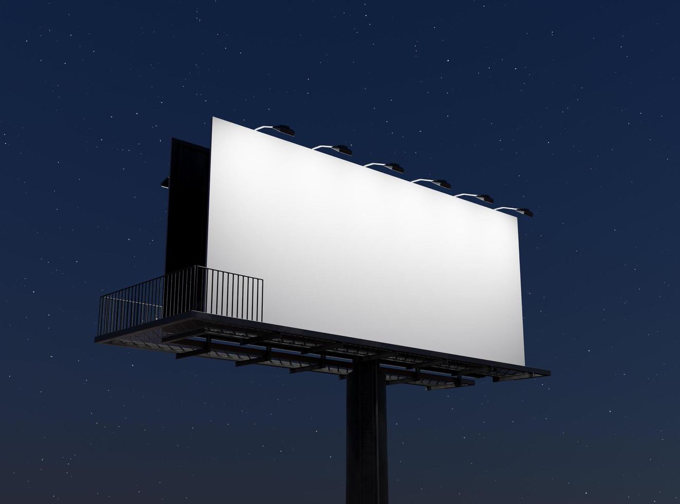Tabellone per le affissioni della via 3d illuminato con i riflettori alla notte foto