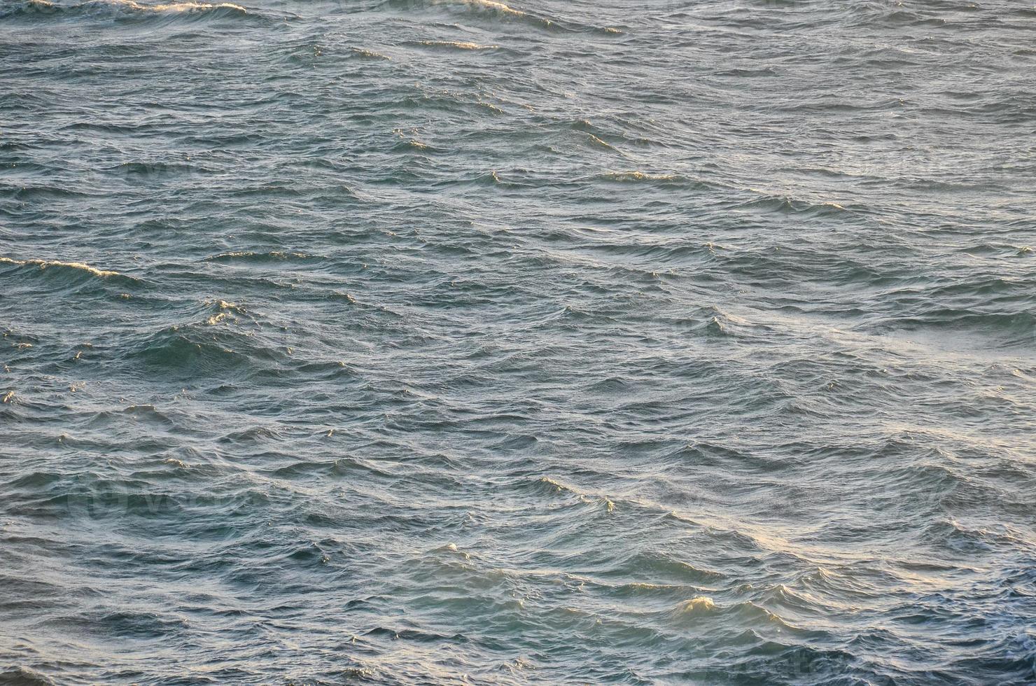 onde nel il oceano foto