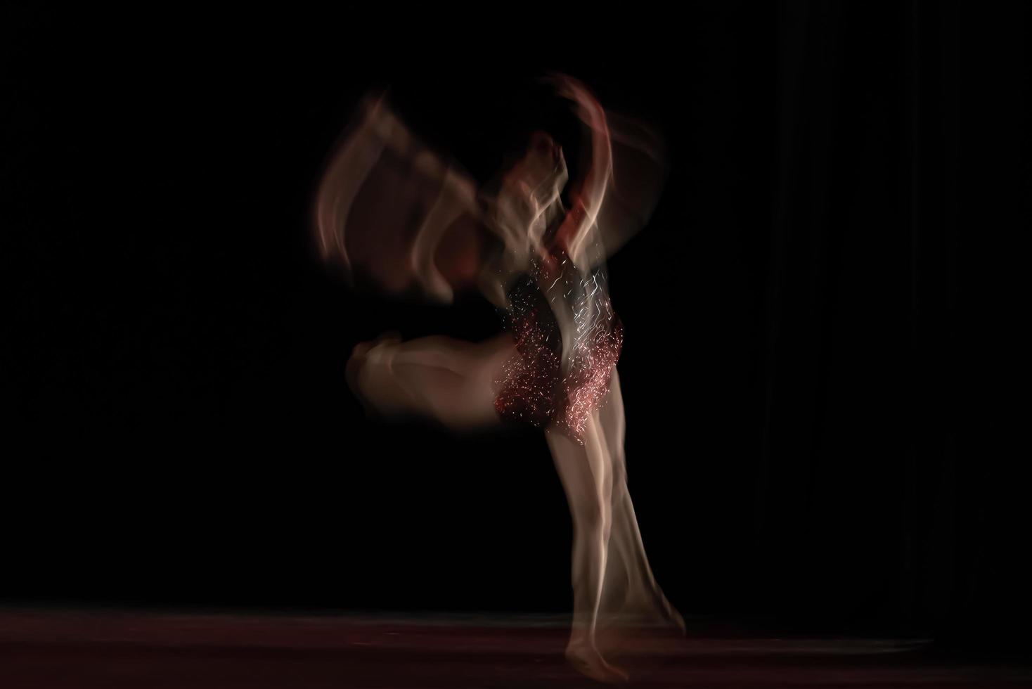 il movimento astratto della danza foto