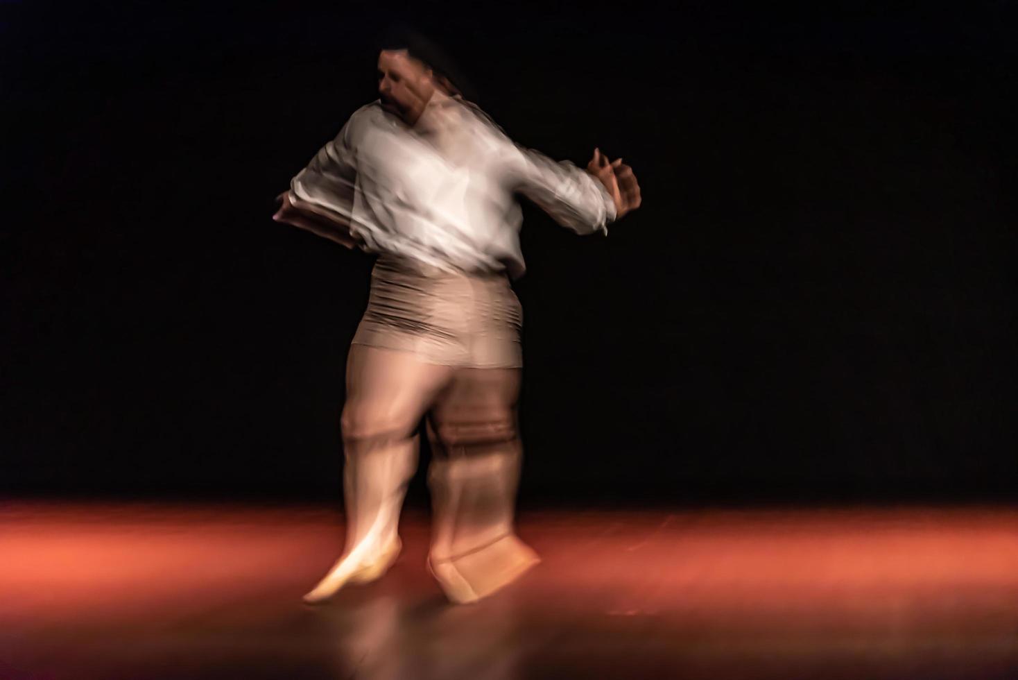 il movimento astratto della danza foto