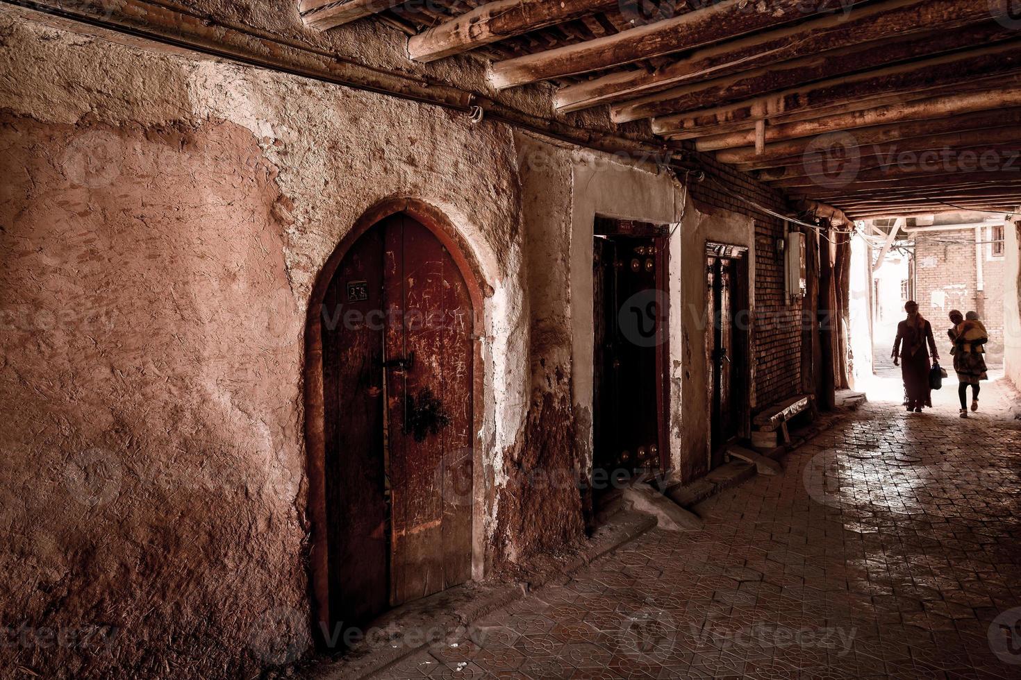 il cadente e di lunga data popolare case su hathpace nel Kashgar, xinjiang foto