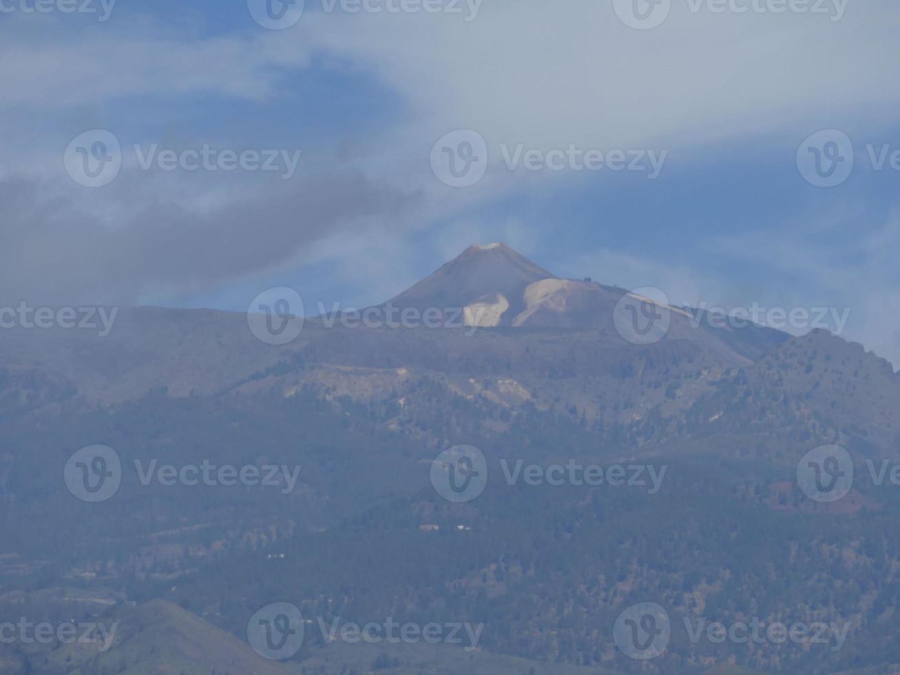 paesaggio montano scenico foto