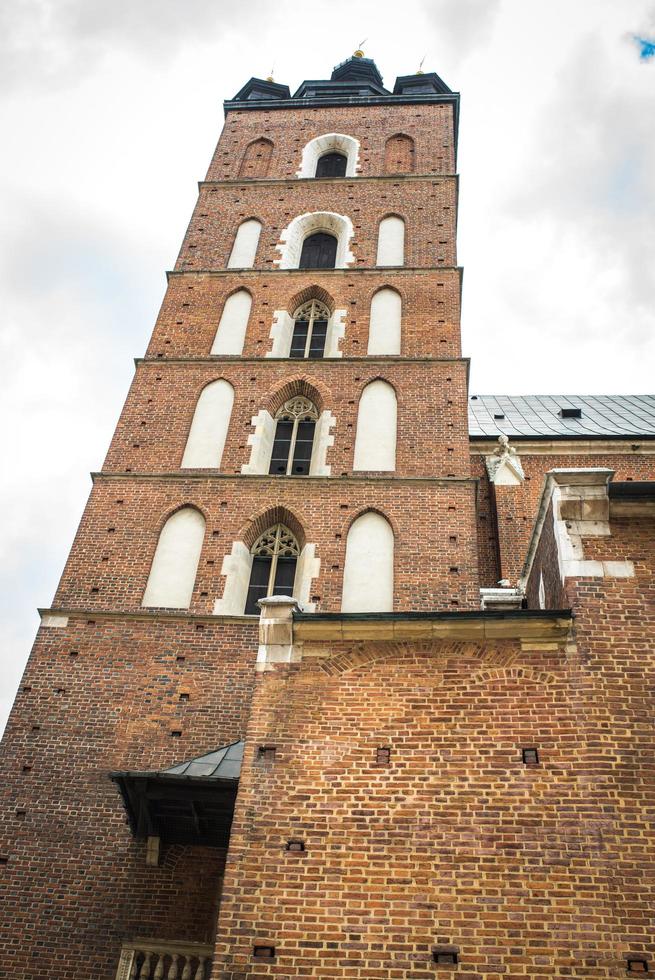 Cracovia, Polonia 2017 - attrazioni turistiche architettoniche nella storica piazza di Cracovia foto