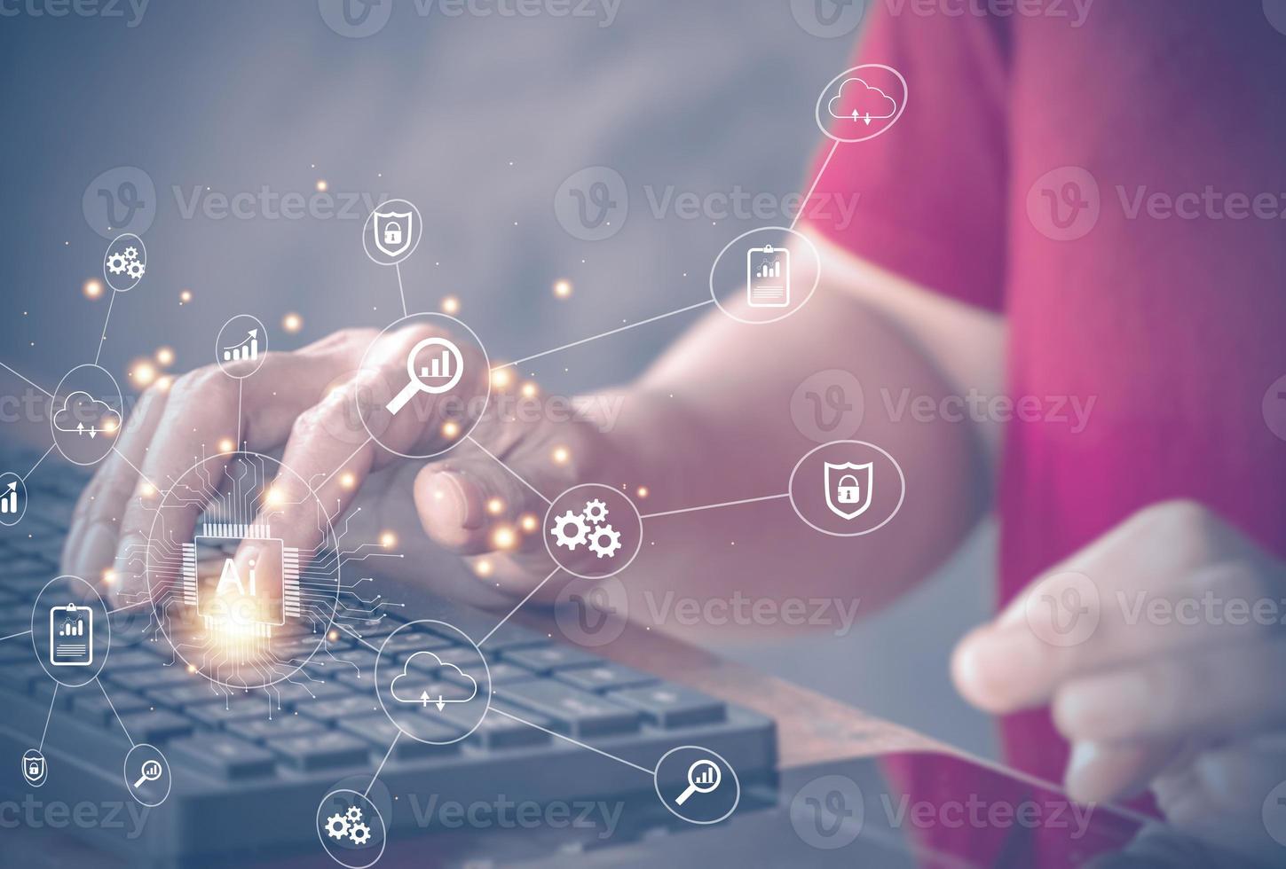 informatica sicurezza e dati protezione concetto. uomo d'affari utilizzando il computer portatile computer. digitale trasformazione modificare gestione, Internet di le cose. nuovo tecnologia bigdata e attività commerciale processi strategia. foto