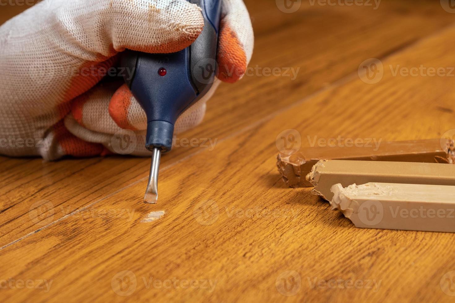 fissaggio di legno graffiato foto