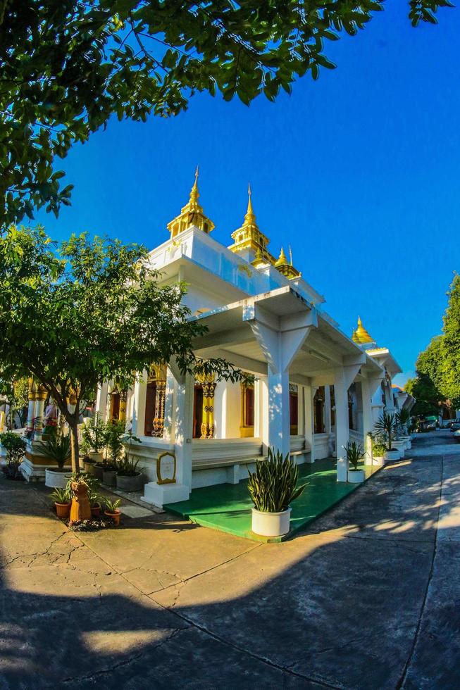 lampang, thailandia, 2021 - tempio buddista thailandese di chetawan foto