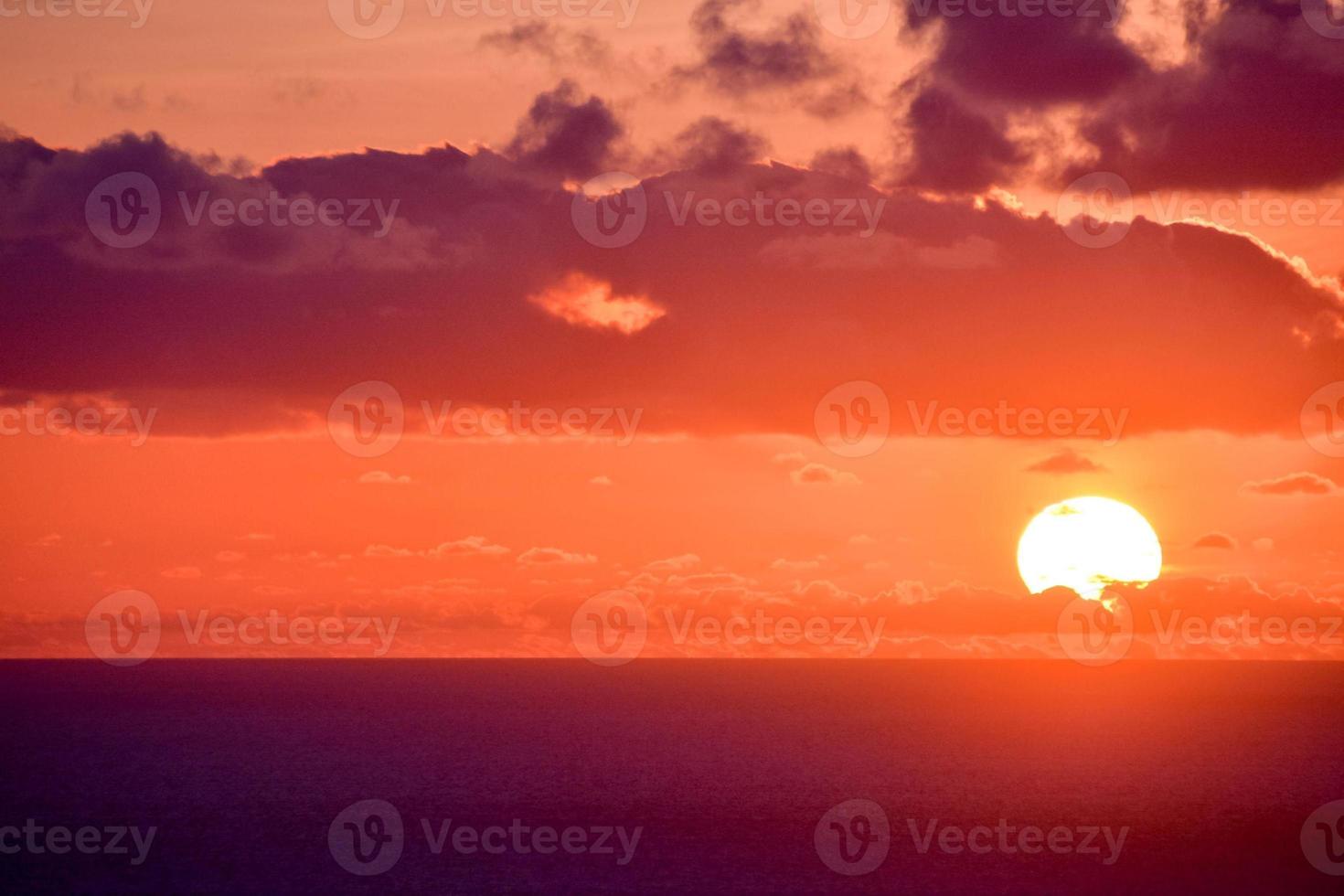 tramonto sul mare foto