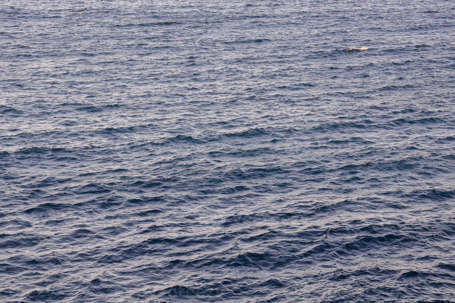 onde nel il oceano foto