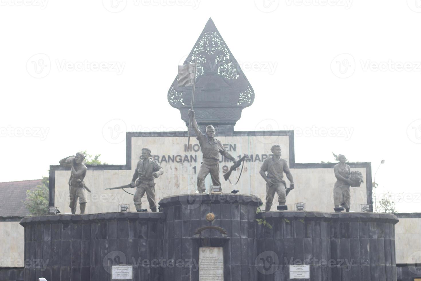un' marzo 1 generale attacco monumento o monumento serangan ehm 1 maret foto