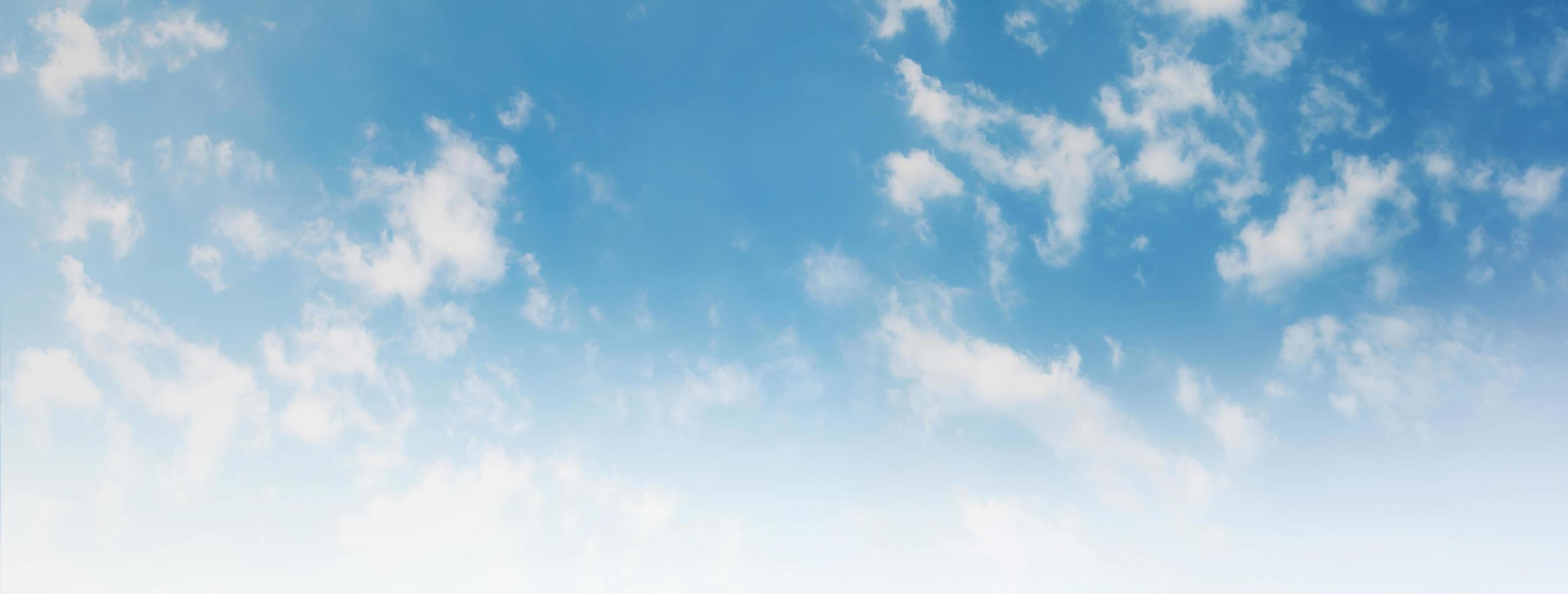 panorama bianca nube e blu cielo sfondo foto