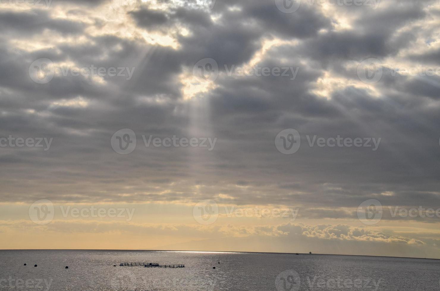 tramonto sul mare foto