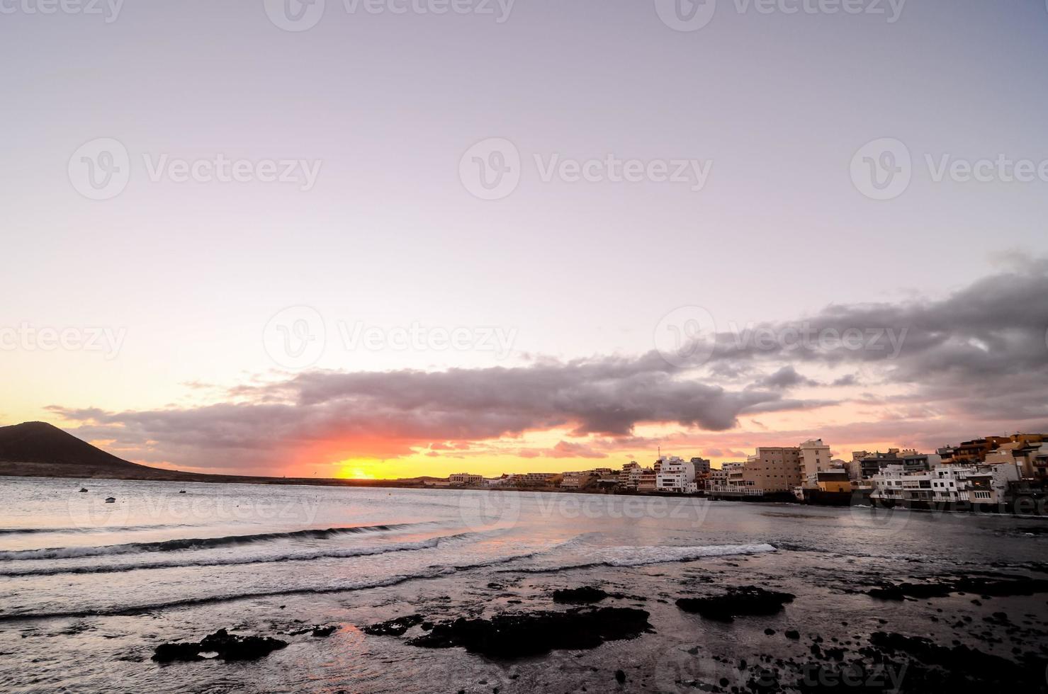 tramonto sul mare foto