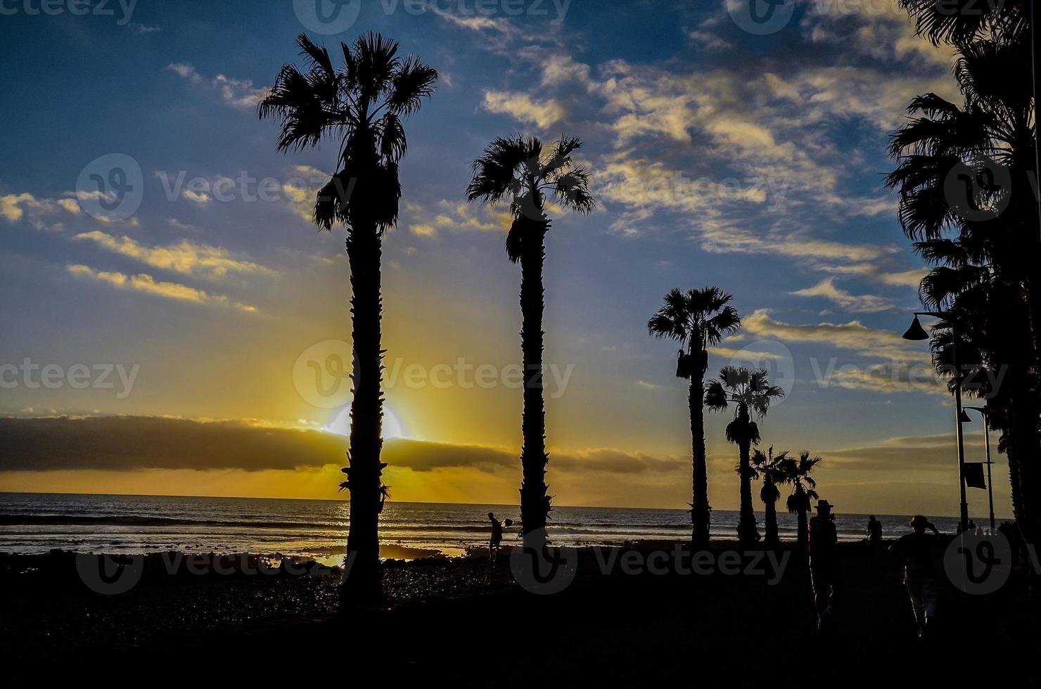 tramonto sul mare foto