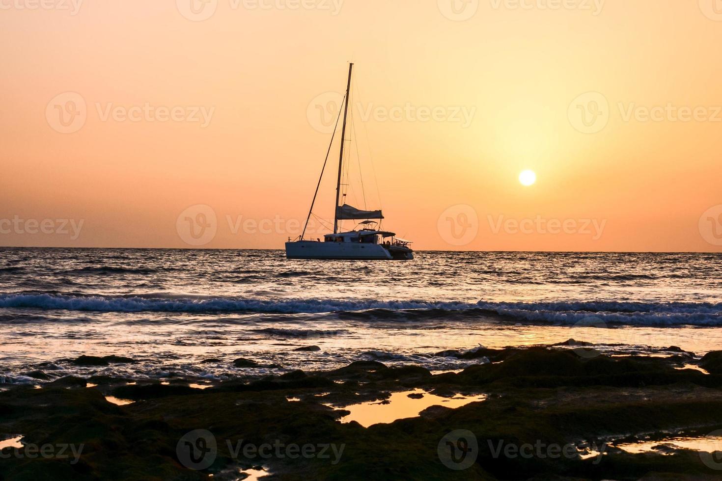 tramonto sul mare foto