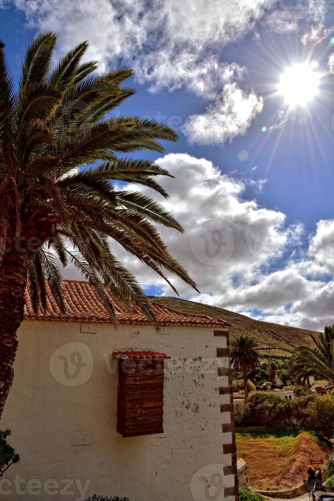 paesaggi di il storico cittadina di betancuria su fuerteventura, Spagna foto