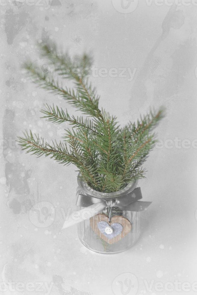 Natale albero decorazione nel un' decorativo brocca foto