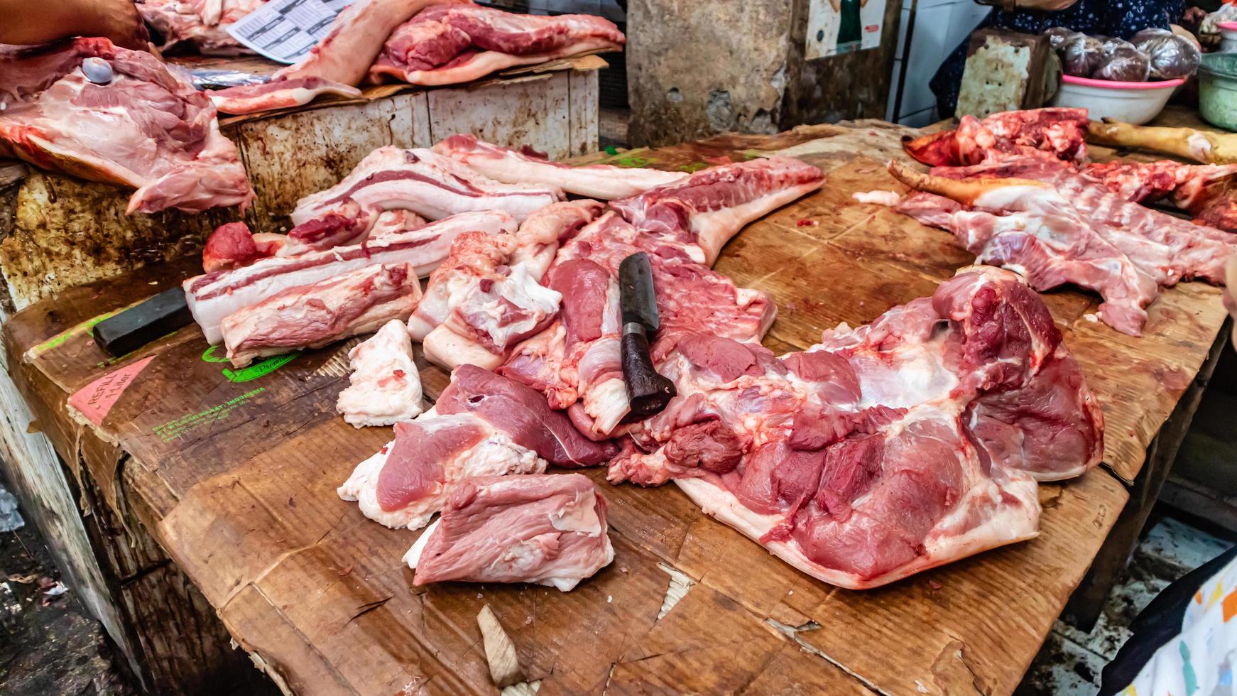 Maiale a il tondano tradizionale mercato foto