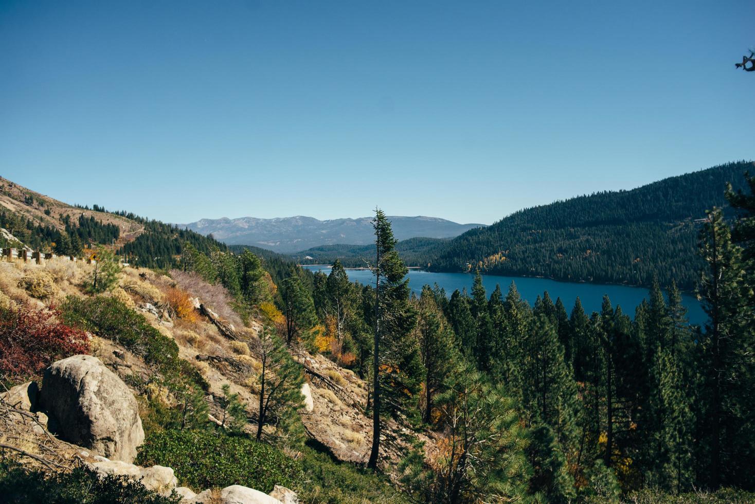 bellissimo paesaggio autunnale in california foto