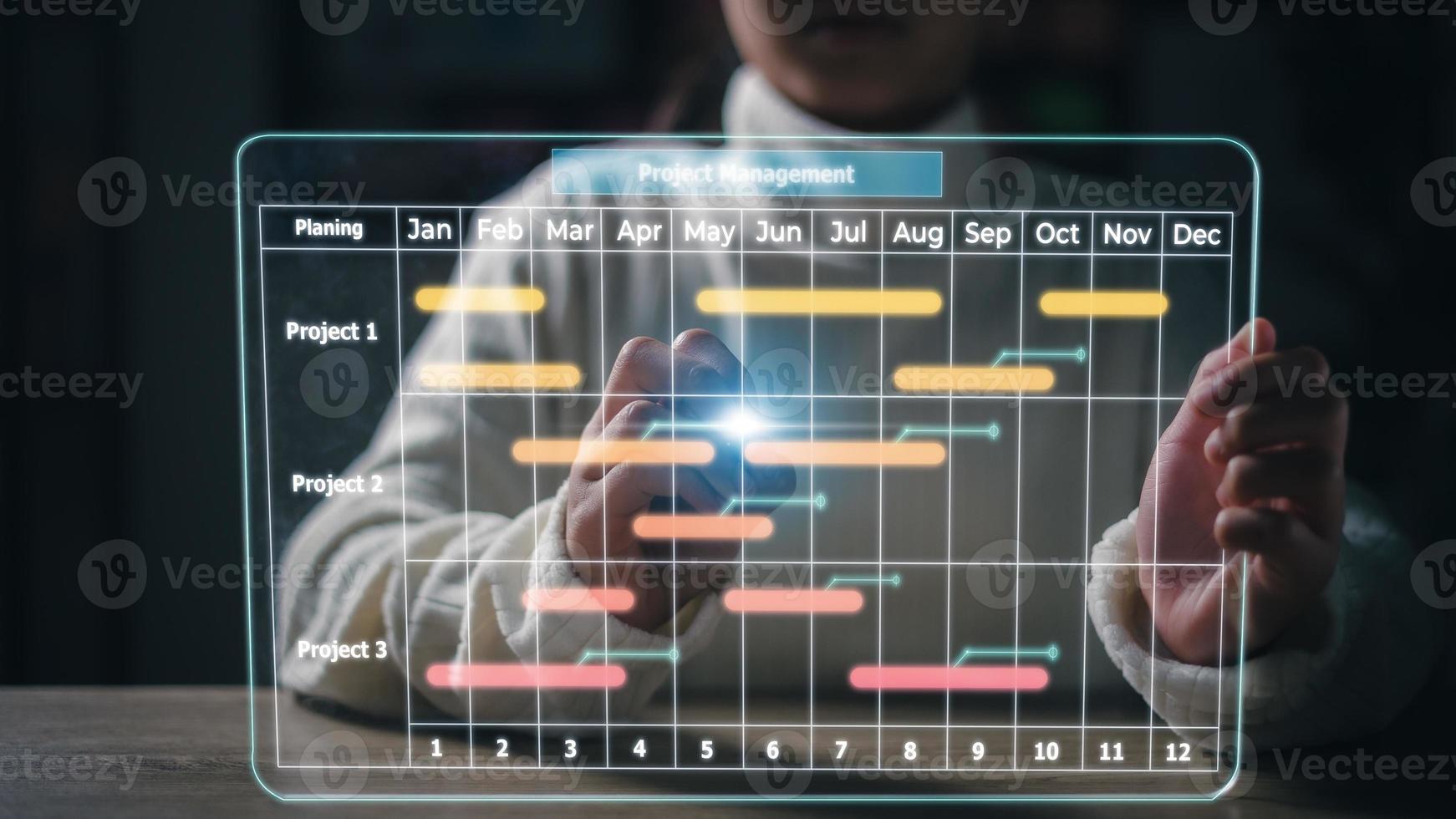 progetto manager Lavorando su futuristico virtuale interfaccia schermo. e in aggiornamento compiti e pietre miliari progresso pianificazione con gantt grafico programmazione interfaccia. attività commerciale progetto gestione sistema. foto