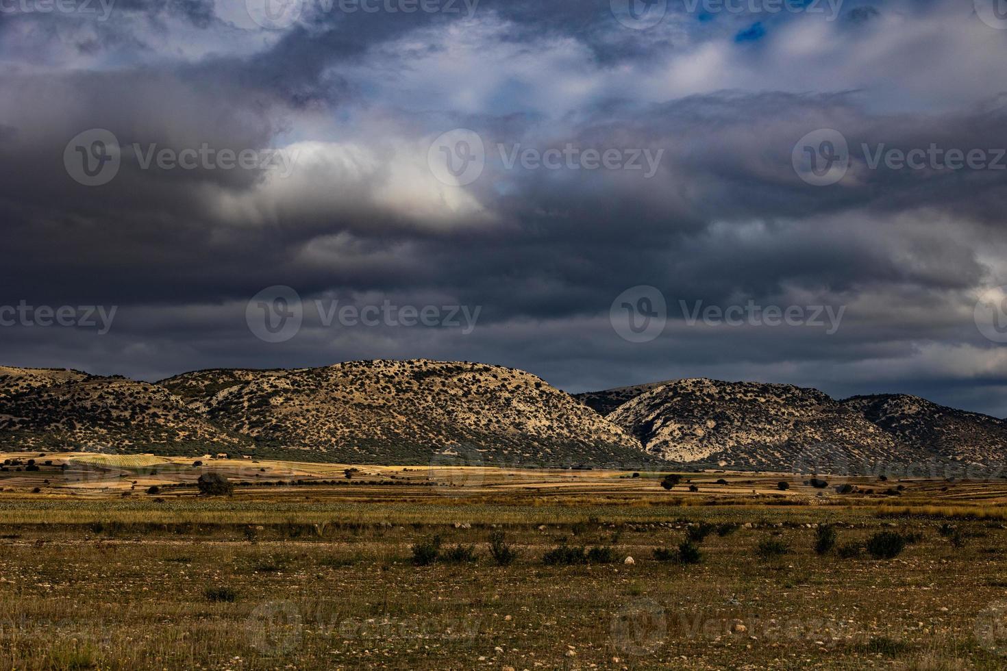 l calma autunno montagna paesaggio a partire dal aragona Spagna foto