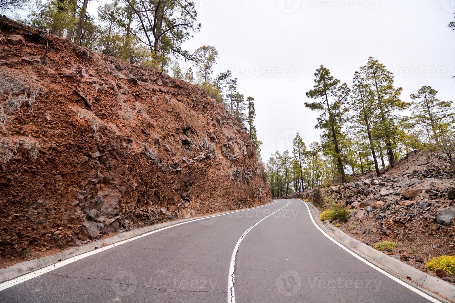 un' strada Visualizza foto