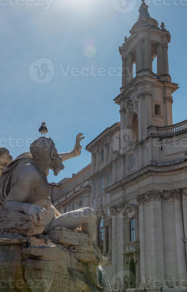 Fontana di il quattro fiumi nel Roma foto