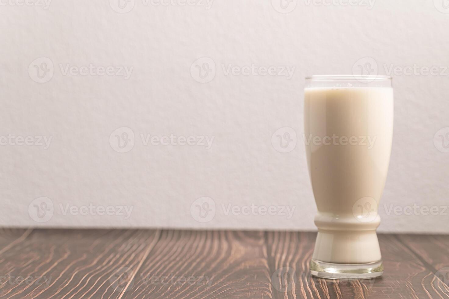 giornata mondiale del latte, bevi latte sano per un corpo forte foto