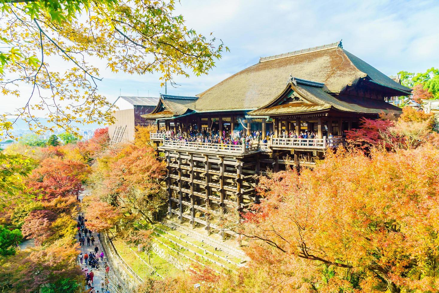 tempio di kiyomizu dera a kyoto, giappone foto