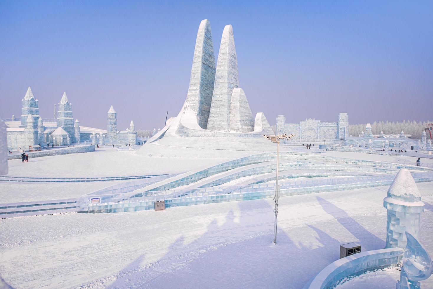 Harbin, Cina - jan 15, 2020-harbin internazionale ghiaccio e neve scultura Festival è un annuale inverno Festival quello prende posto nel Harbin. esso è il mondo maggiore ghiaccio e neve Festival. foto