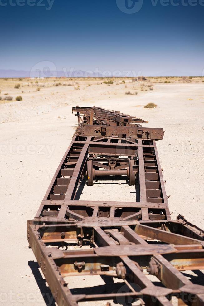 locomotiva vicino a uyuni in bolivia foto